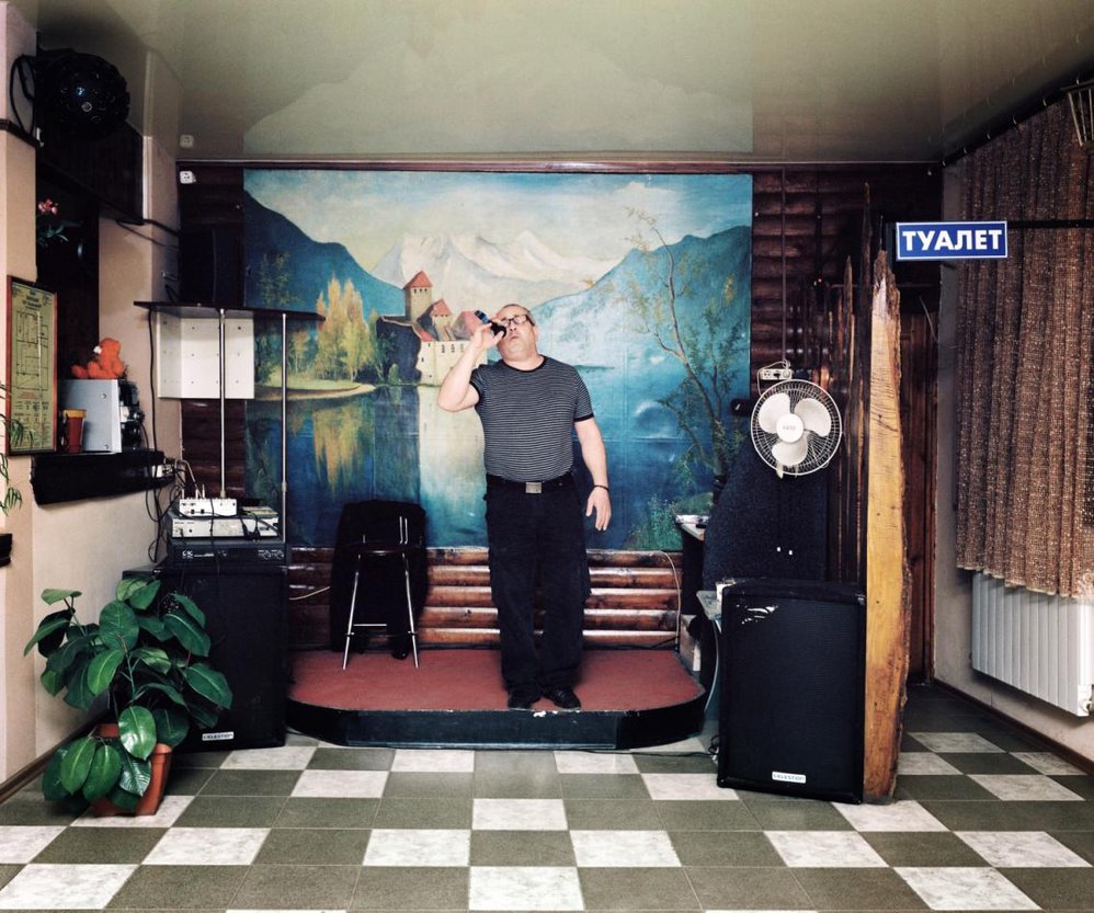 Rossiyada yalangoch yigitlarning fotosuratlari